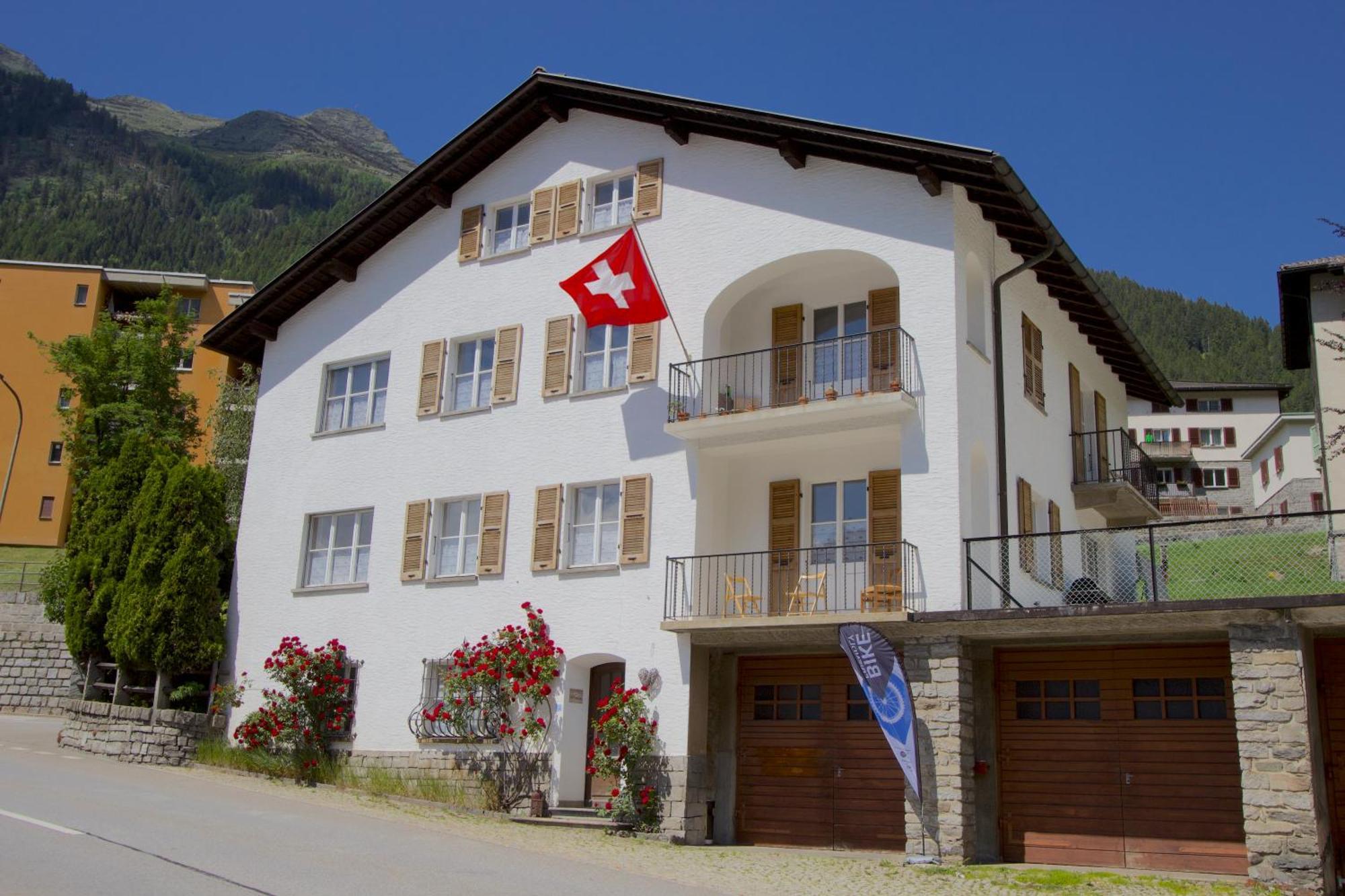 Chalet Cuore Delle Alpi Airolo Exterior foto
