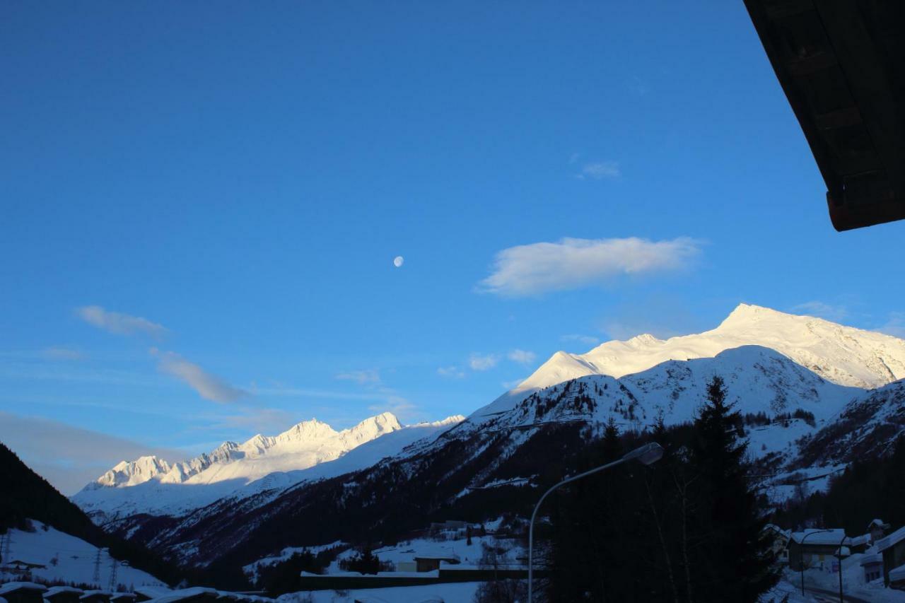 Chalet Cuore Delle Alpi Airolo Exterior foto